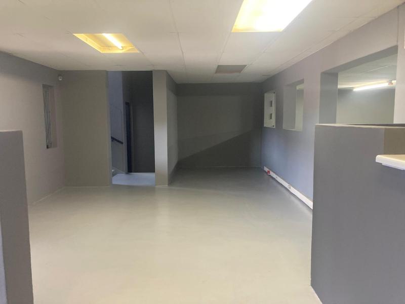 To Let Commercial Property for Rent in Sidwell Eastern Cape